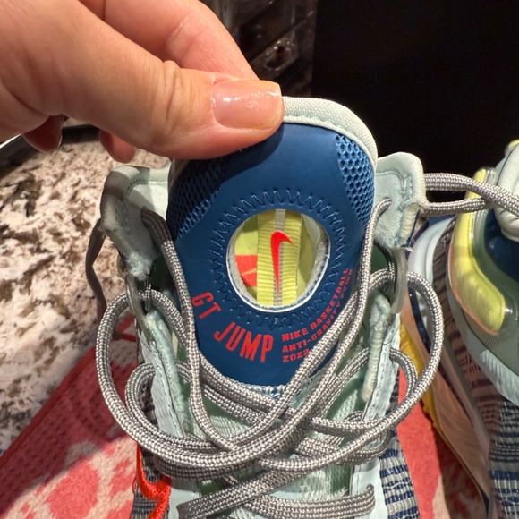 Size 9.5 - Nike Air Zoom GT Jump 2 Alpha Wave - Picture 11 of 14
